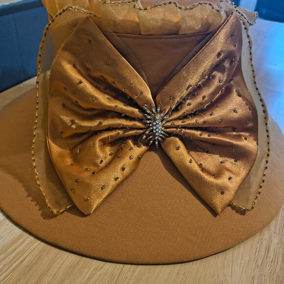 Women’s Fancy Gold Dress Hat | Formal / Church / Derby | One Size - Picture 4 of 4
